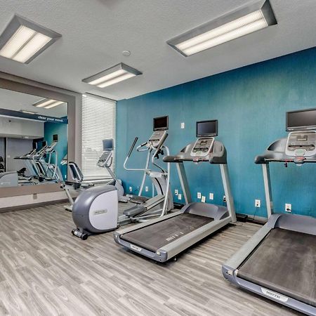 Hampton Inn Моргантаун Екстериор снимка